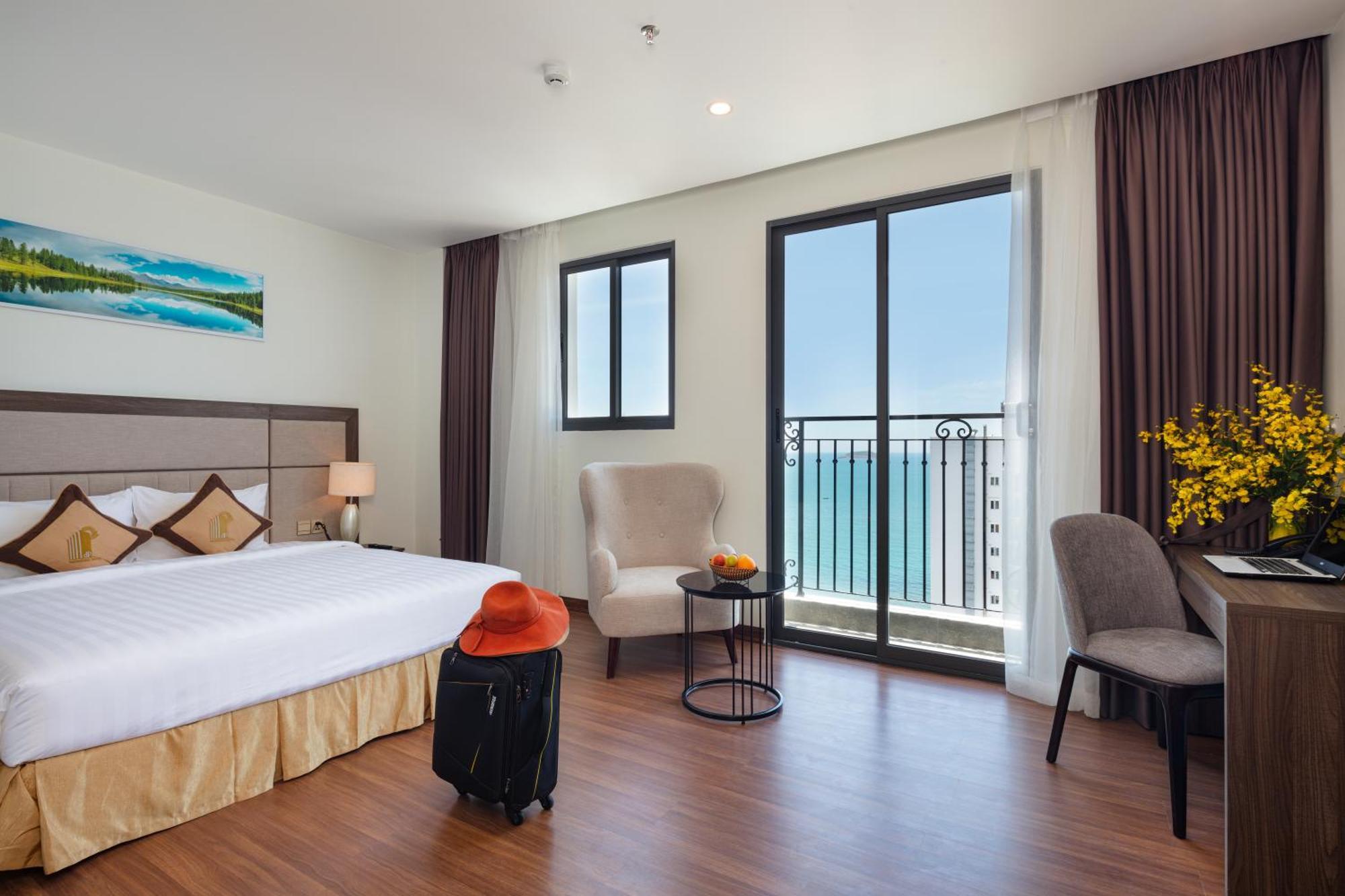 Daphovina Hotel Нячанг Екстер'єр фото
