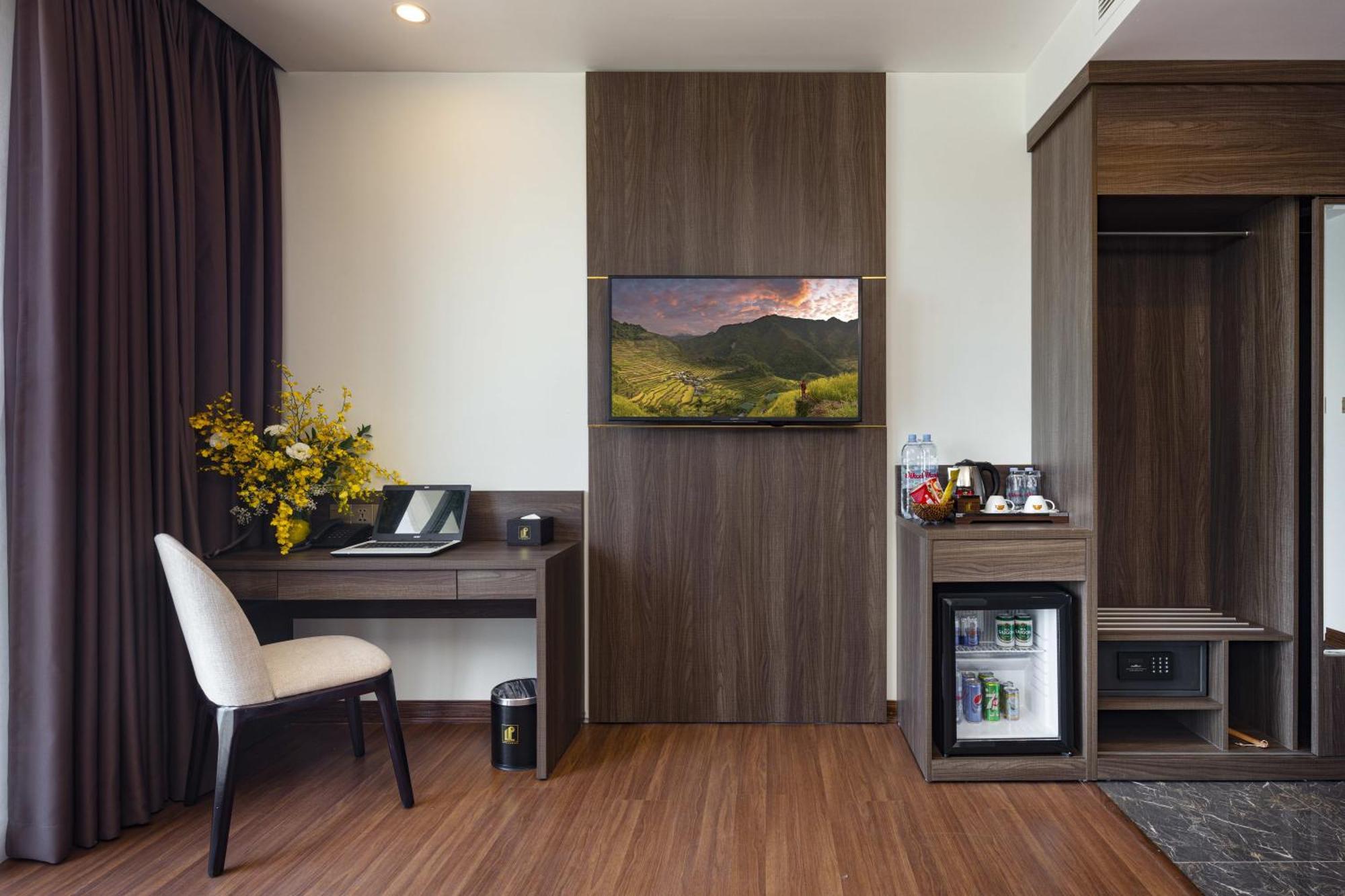 Daphovina Hotel Нячанг Екстер'єр фото