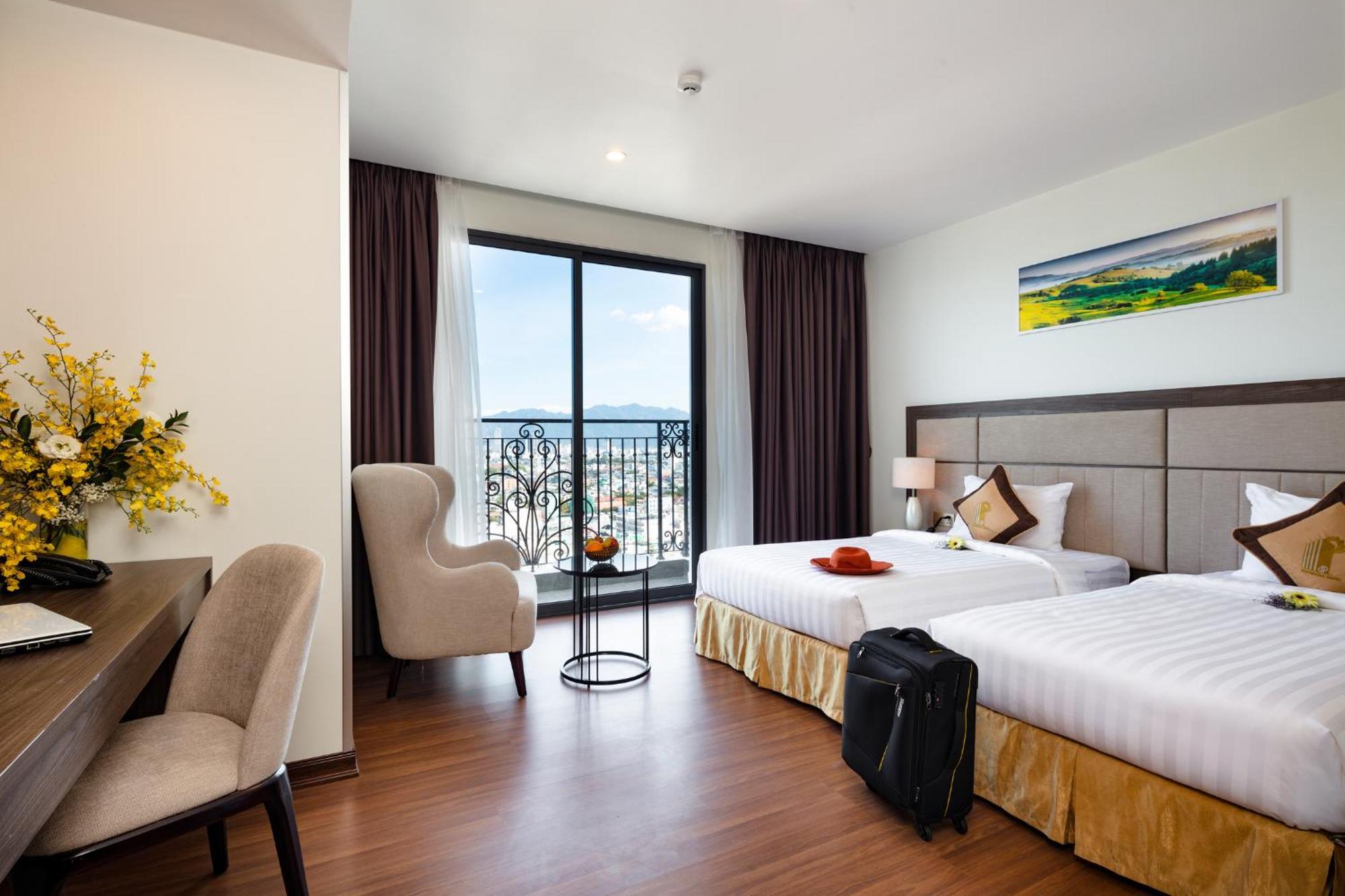 Daphovina Hotel Нячанг Екстер'єр фото